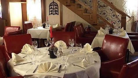 ホテル Castello Bianco ヴァーダーン エクステリア 写真